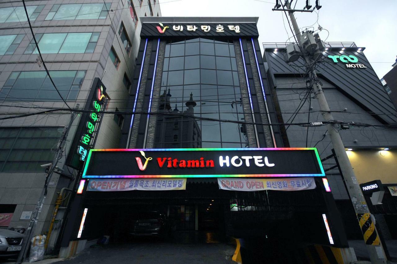 Vitamin Hotel Busan Exterior foto
