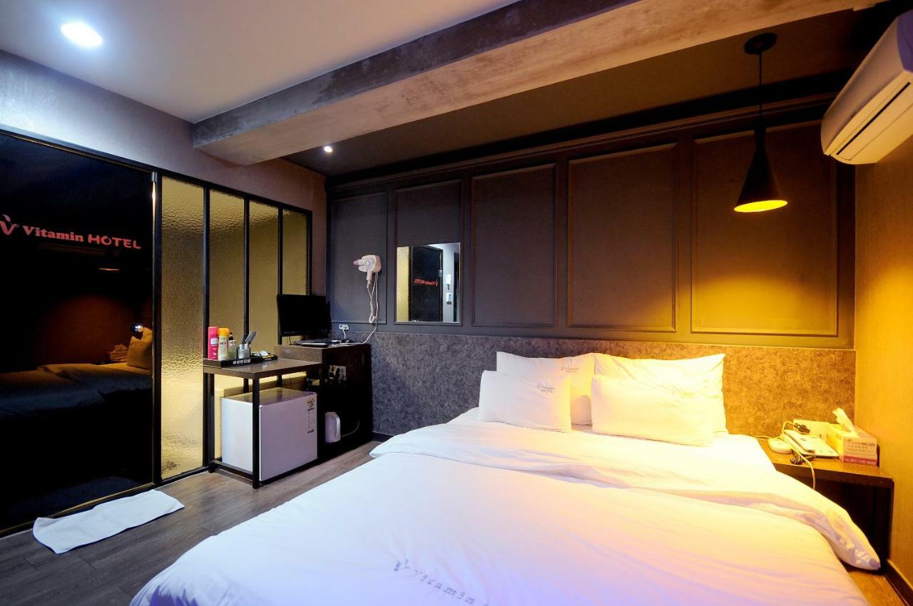 Vitamin Hotel Busan Exterior foto
